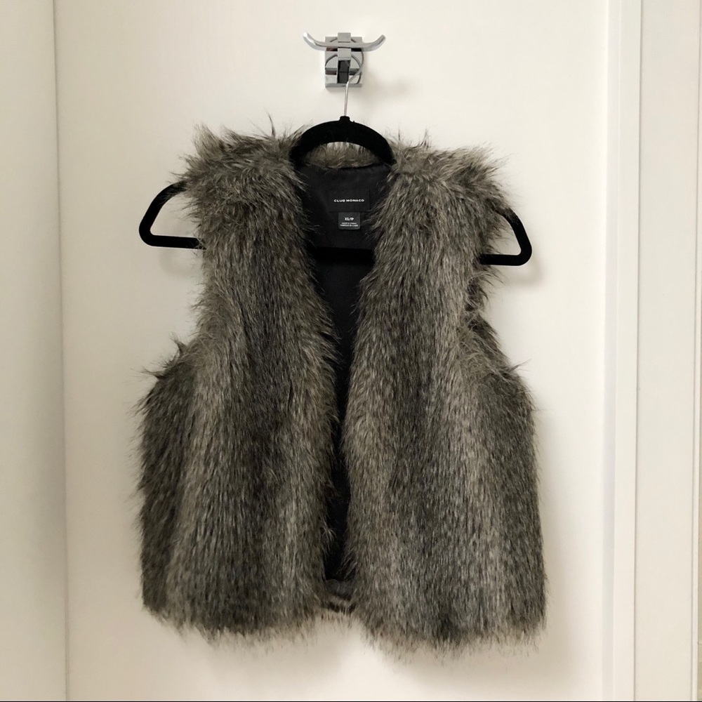 Club Monaco Faux Fur Vest . Size XS